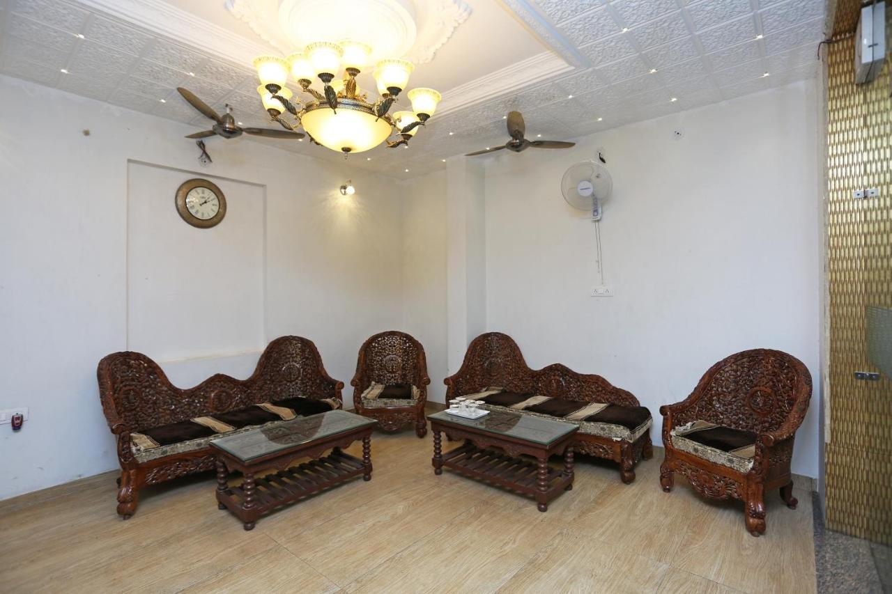 Oyo 9476 Hotel Mittal โกตา ภายนอก รูปภาพ