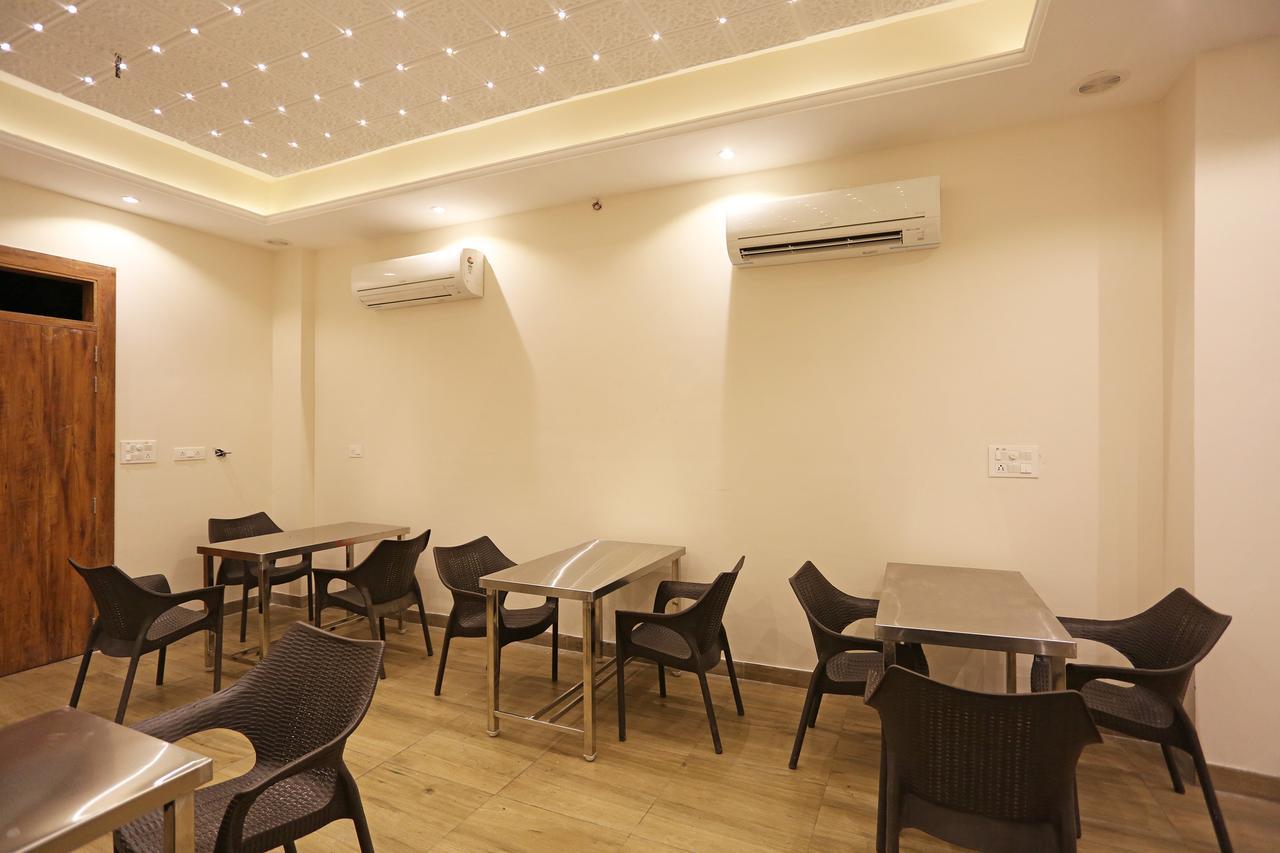 Oyo 9476 Hotel Mittal โกตา ภายนอก รูปภาพ